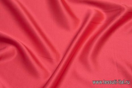Шелк атлас стрейч (о) красно-розовый - итальянские ткани Тессутидея арт. 10-1758