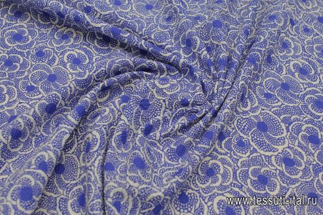 Плательная вискоза крэш (н) сине-белый цветочный рисунок - итальянские ткани Тессутидея арт. 04-1638