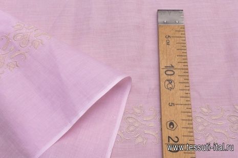 Батист (о) бежевая вышивка на розовом - итальянские ткани Тессутидея арт. 01-5241