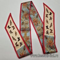 Шелк купон-твилли (н) бабочки и растительный рисунок с красной полосой - итальянские ткани Тессутидея арт. F-6495