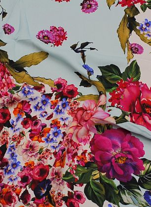 Плательная вискоза кади (н) крупный цветочный рисунок на светло-бирюзовом - в интернет-магазине тканей Тессутидея арт. 04-1622