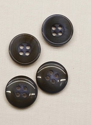 Пуговица пластик под рог 4 прокола d-15мм серо-коричнево-голубая - в интернет-магазине тканей Тессутидея арт. F-6739