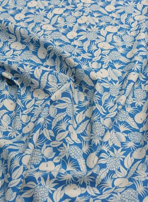 Хлопок (н) фрукты на светло-синем - в интернет-магазине тканей Тессутидея арт. 01-6898