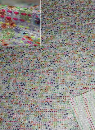 Плательная (н) яркие вкрапления на мелком цветочном орнаменте на белом - в интернет-магазине тканей Тессутидея арт. 03-3199