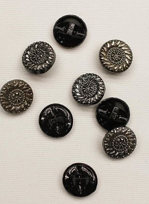 Пуговица стеклянная винтажная на ножке d-13мм черно-серебрянная  - в интернет-магазине тканей Тессутидея арт. F-6598