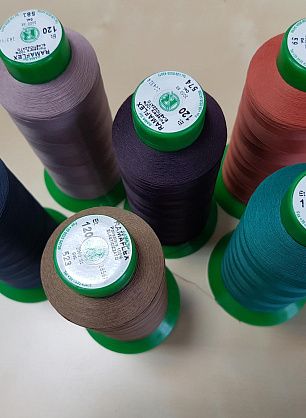 Нитки № 120 (о) намотка 3000м в ассортименте - в интернет-магазине тканей Тессутидея арт. F-4841