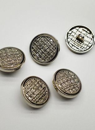 Пуговица металл серебро на ножке d-18мм  - в интернет-магазине тканей Тессутидея арт. F-6991