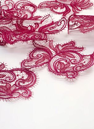 Кружево с пайетками (о) фуксия ш-18см Solstiss - итальянские ткани Тессутидея 03-5845
