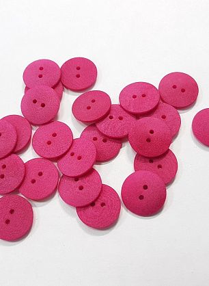 Пуговица пластик 4 прокола d-14мм фуксия - в интернет-магазине тканей Тессутидея арт. F-5298