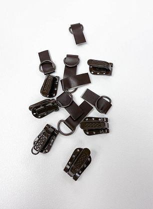 Крючок металл шубный черный, коричневый - в интернет-магазине тканей Тессутидея арт. F-7180