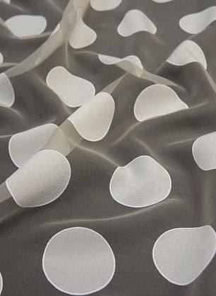 Органза деворе (о) крупный светло-бежевый горох на бежевом - в интернет-магазине тканей Тессутидея арт. 03-6309