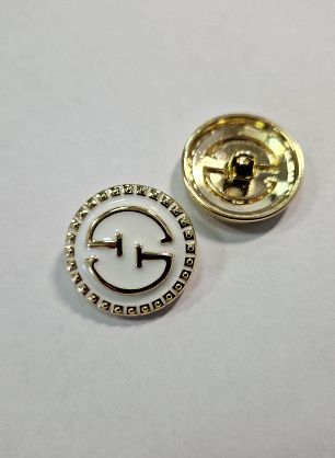 Пуговица металл золото на ножке d-23мм белая с логотипом - в интернет-магазине тканей Тессутидея арт. F-5786