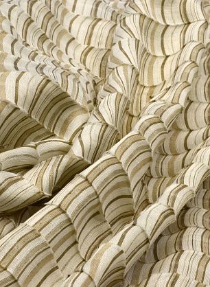 Плательная фактурная (н) бежево-коричневый орнамент на айвори - в интернет-магазине тканей Тессутидея арт. 03-5458