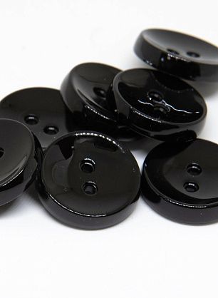 Пуговица пластик 2 прокола d-24мм черная - в интернет-магазине тканей Тессутидея арт. F-4760