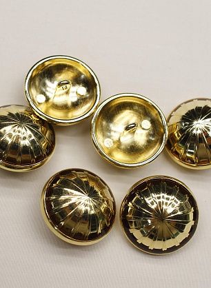 Пуговица на ножке металл золото d-25мм фактурная - в интернет-магазине тканей Тессутидея арт. F-6875