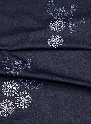 Джинса с вышивкой купон (1,95м) (н) темно-синяя - в интернет-магазине тканей Тессутидея арт. 01-7392