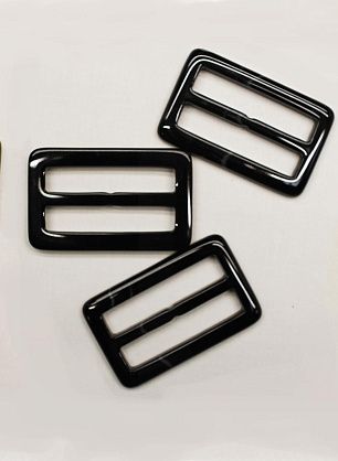 Пряжка пластик под рог 50мм коричневая, черная, бежево-коричневая - в интернет-магазине тканей Тессутидея арт. F-6626