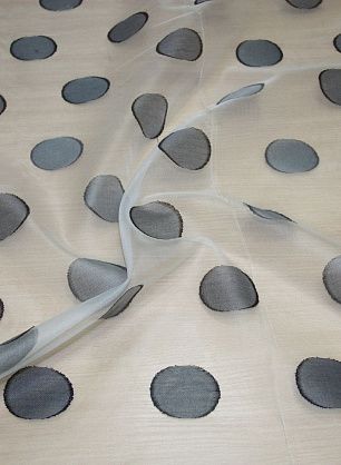 Органза деворе (н) крупный черный горох на айвори - в интернет-магазине тканей Тессутидея арт. 03-2840
