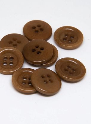 Пуговица пластик 4 прокола d-16мм бордовая, малиновая, светло-коричневая - в интернет-магазине тканей Тессутидея арт. F-4703