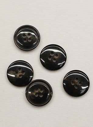 Пуговица пластик 4 прокола d-20мм бежево-коричневая Max Mara - в интернет-магазине тканей Тессутидея арт. F-6538