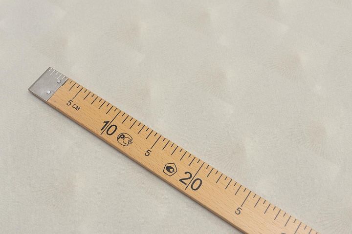 Пальтовая двухслойная (о) стилизованные ромбы на молочном/светло-серо-бежевая - итальянские ткани Тессутидея арт. 09-1931