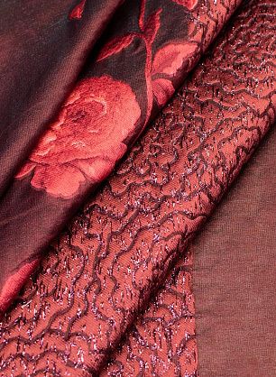 Органза филькупе с люрексом купон (1,6м) (н) красные розы на бордовом - в интернет-магазине тканей Тессутидея арт. 03-6037