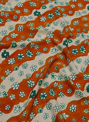 Крепдешин (н) зеленый цветочный рисунок на оранжево-молочном - в интернет-магазине тканей Тессутидея арт. 10-3619