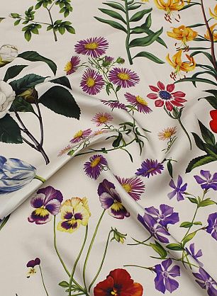 Шелк твил купон (1,5м) (н) крупный цветочный рисунок на белом - в интернет-магазине тканей Тессутидея арт. 10-4225