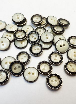 Пуговица 2 прокола комбинированная d-10мм  - в интернет-магазине тканей Тессутидея арт. F-3656