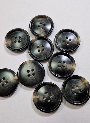 Пуговица костюмная пластик 4 прокола d-28мм темно-серая с бежевыми вкраплениями - в интернет-магазине тканей Тессутидея арт. F-5902