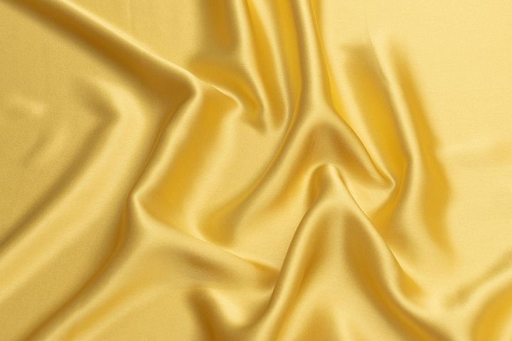 Шелк атлас (о) охра - итальянские ткани Тессутидея арт. 10-2632