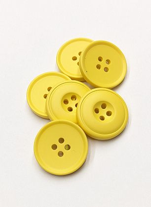 Пуговица пластик 4 прокола d-23мм желтая - в интернет-магазине тканей Тессутидея арт. F-6119