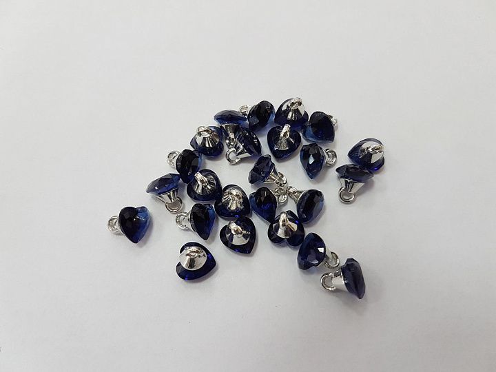 Пуговица на ножке синее сердце  d-8mm SWAROVSKI - итальянские ткани Тессутидея арт. F-3228
