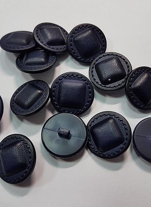 Пуговица пластик на ножке d-22мм темно-синяя фактурная - в интернет-магазине тканей Тессутидея арт. F-5567