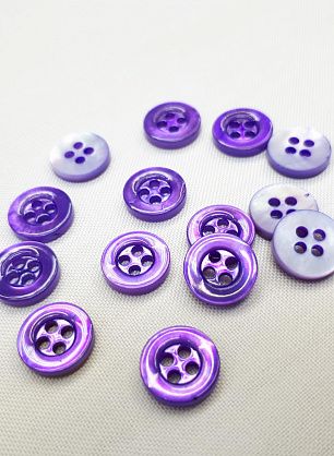 Пуговица ракушка 4 прокола d-9мм сиреневая - в интернет-магазине тканей Тессутидея арт. F-4210