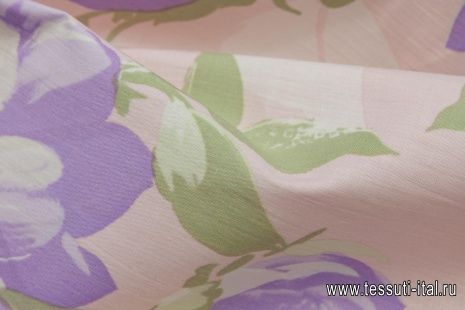 Плательная (н) крупный сиренево-зеленый цветочный орнамент на светло-розовом - итальянские ткани Тессутидея арт. 01-4501