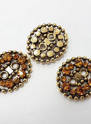 Пуговица на прокол d-34 мм овальная со стразами - в интернет-магазине тканей Тессутидея арт. F-1796