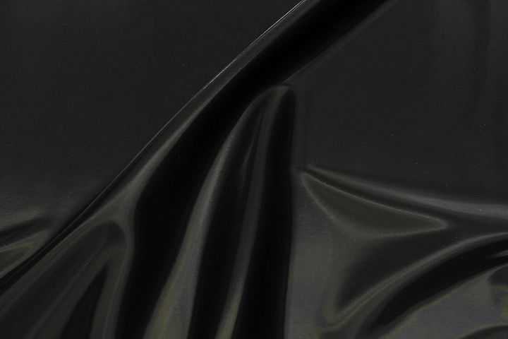 Трикотаж с покрытием лаке (о) черный - итальянские ткани Тессутидея арт. 13-1639
