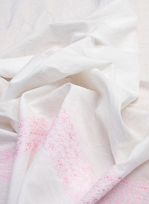 Батист (н) розовая вышивка на белом - в интернет-магазине тканей Тессутидея арт. 01-5595