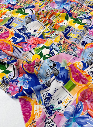 Плательная вискоза (н) итальянский городской пейзаж на голубом - в интернет-магазине тканей Тессутидея арт. 04-1865