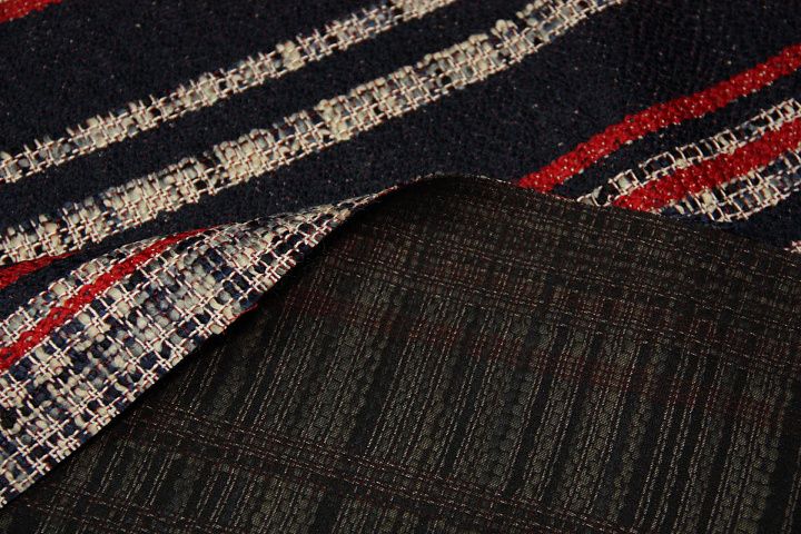 Костюмная шанель (н) красно-сине-бежевая полоска ш-160см Prada - итальянские ткани Тессутидея арт. 05-2350