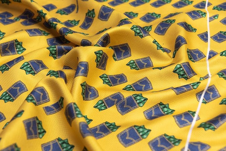 Шелк жаккард купон (0,95м) (н) карманы с платком на желтом - итальянские ткани Тессутидея арт. 10-1392