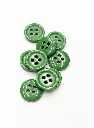 Пуговица костюмная пластик 4 прокола d-11мм зеленая  - в интернет-магазине тканей Тессутидея арт. F-6061
