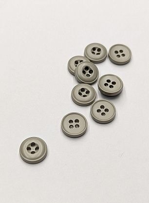 Пуговица пластик 4 прокола d-11мм серая - в интернет-магазине тканей Тессутидея арт. F-6112