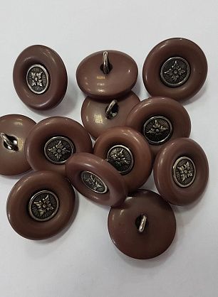 Пуговица комбинированная на ножке d-25мм светло-коричневая с серебрянной вставкой - в интернет-магазине тканей Тессутидея арт. F-5084