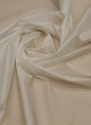 Плащевая с водоотталкивающим покрытием (о) белая - в интернет-магазине тканей Тессутидея арт. 11-0461