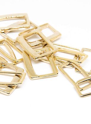 Пряжка металл золото ш-2см  - в интернет-магазине тканей Тессутидея арт. F-4552