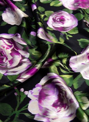 Шелк кади (н) розовые пионы на черном - в интернет-магазине тканей Тессутидея арт. 10-1787