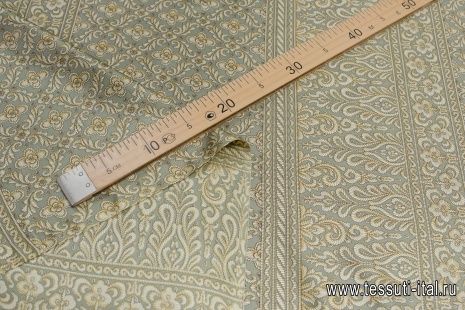Шелк твил (н) бежево-коричневые вензеля на хаки - итальянские ткани Тессутидея арт. 10-2475
