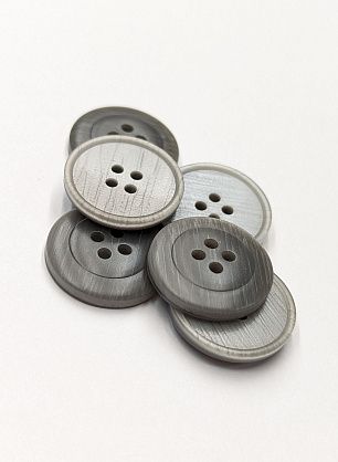 Пуговица костюмная пластик 4 прокола d-20мм серая - в интернет-магазине тканей Тессутидея арт. F-6089